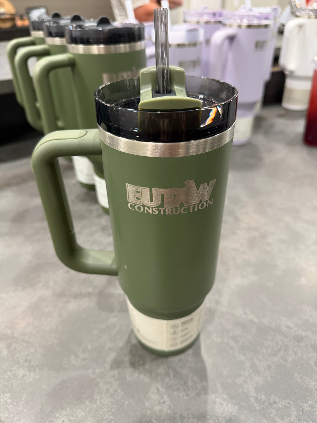 30oz Green / Straw Top
